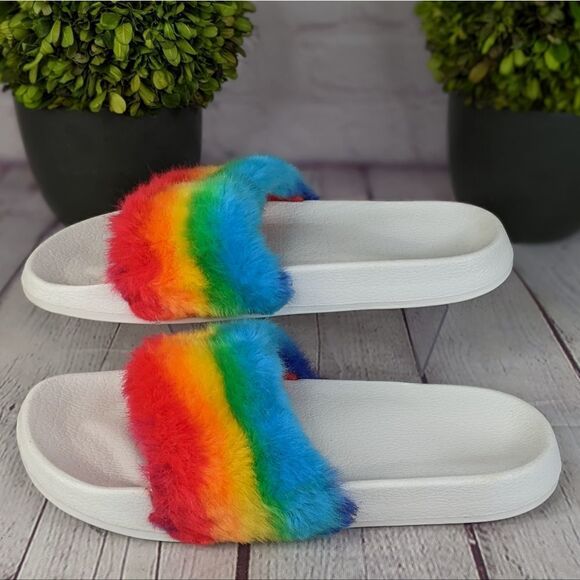 Faux Fur Rainbow Slip On Slides - Picture 4 of 6